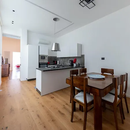 Apartmán Roccamare - Comfort D'epoca E Vista Da Sogno Nel Cuore Di By Biz