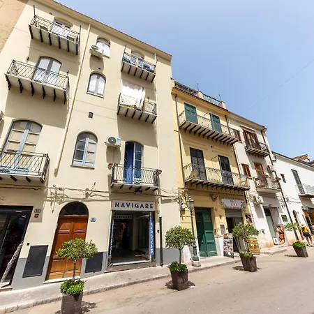 Apartmán Roccamare - Comfort D'epoca E Vista Da Sogno Nel Cuore Di By Biz Cefalù